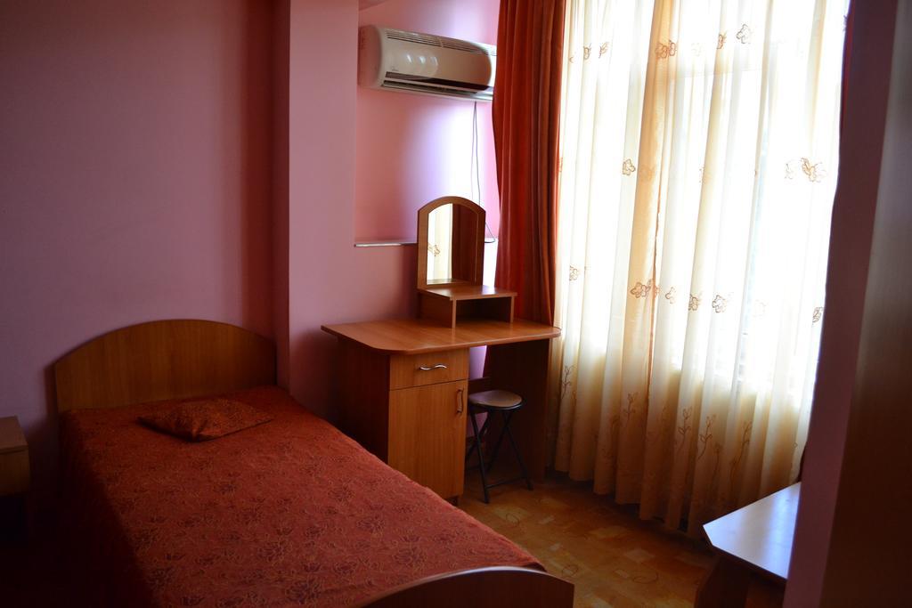 Pension Coral Baia Mare Buitenkant foto